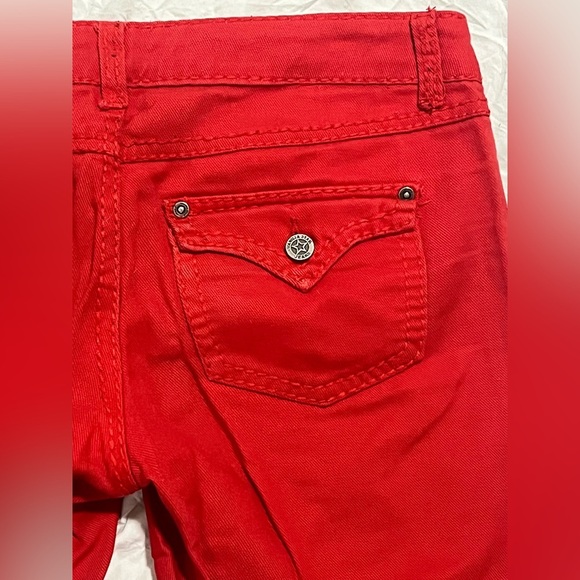 Vanilla Star Women's Red Distressed Cropped Jeans Size 7 - Picture 16 of 16